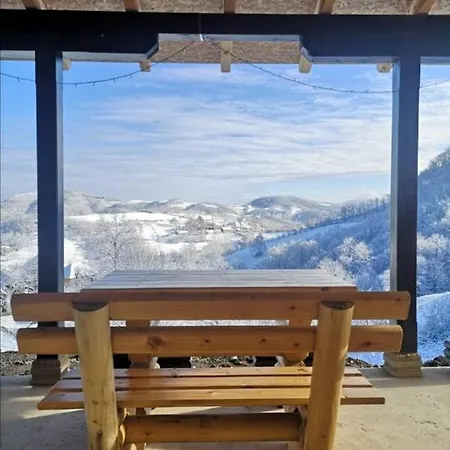 Etno Kuca Ostrvica Varnice