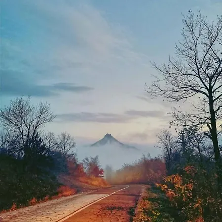 Etno Kuca Ostrvica *