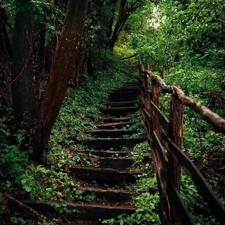 Etno Kuca Ostrvica Varnice