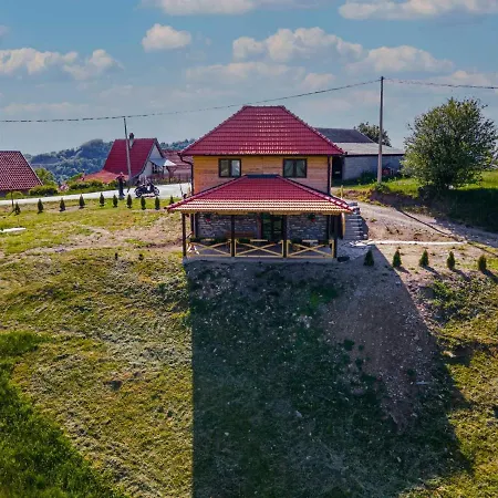 Casa de Férias Etno Kuca Ostrvica