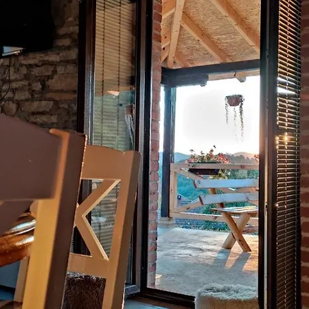 Casa de Férias Etno Kuca Ostrvica *