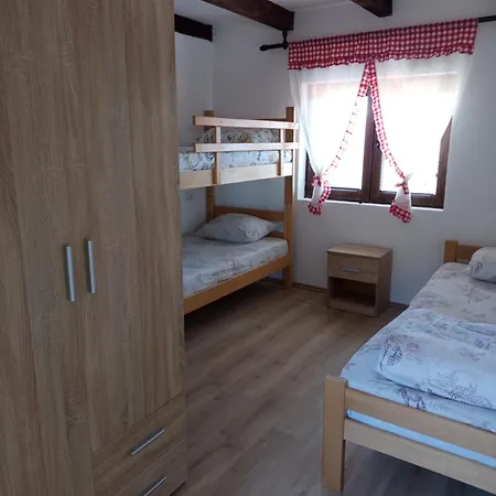 Etno Kuca Ostrvica *