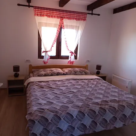 Casa de Férias Etno Kuca Ostrvica