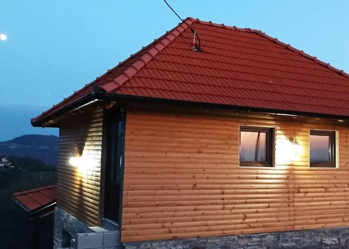Etno Kuca Ostrvica Casa vacanze *