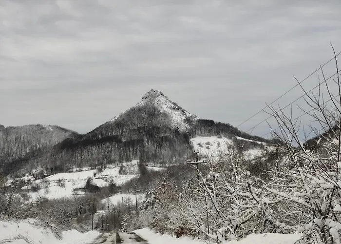 Etno Kuca Ostrvica Varnice